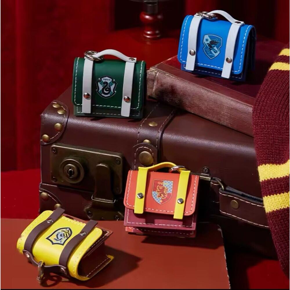 Miniso Hogwarts Gryffindor/Hufflepuff/Ravenclaw/Skytherin AirPod Pro 2 case